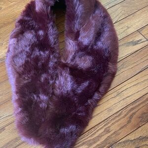 Luxurious Faux Fur Scarf in Rich Burgundy